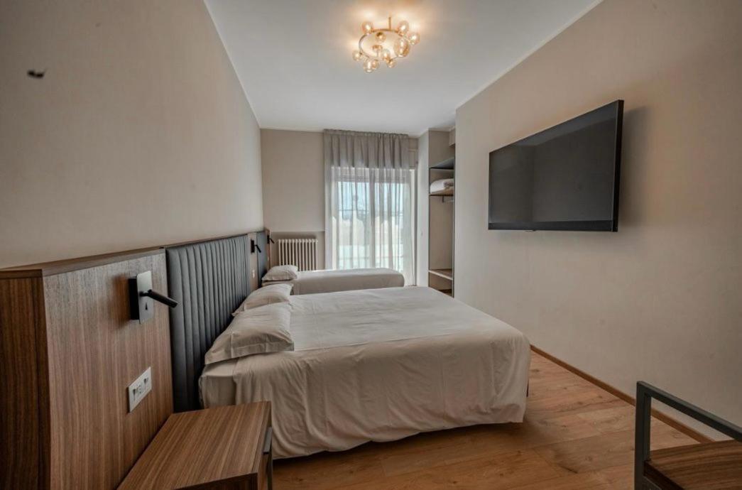 פסקרה Urban Hotel מראה חיצוני תמונה
