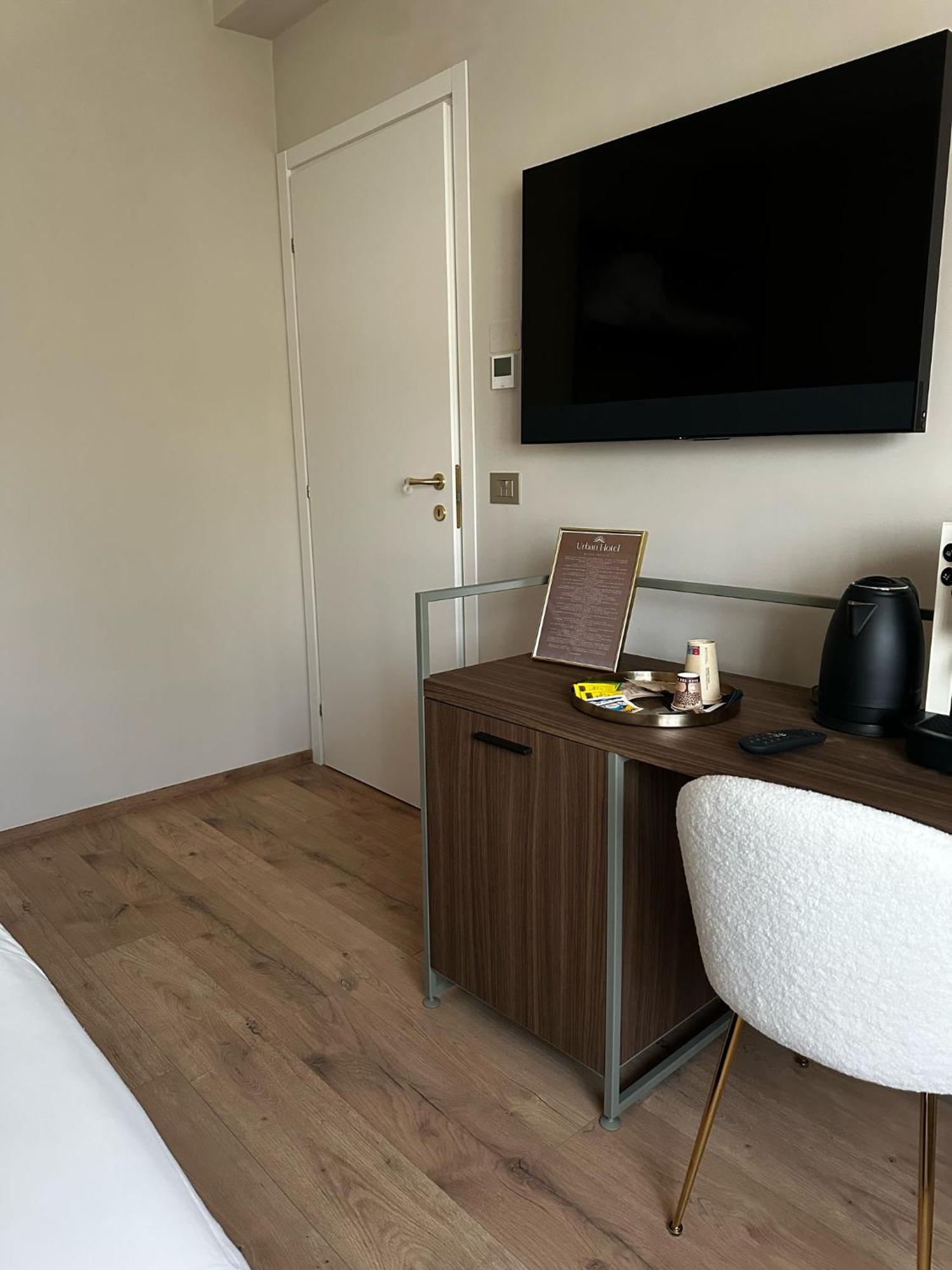 פסקרה Urban Hotel מראה חיצוני תמונה