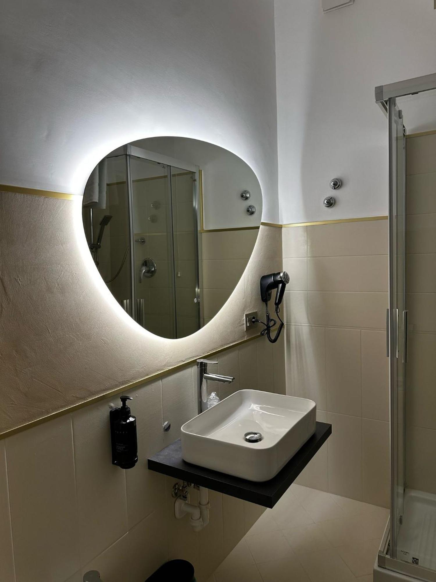 פסקרה Urban Hotel מראה חיצוני תמונה